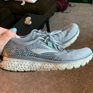 Brooks Glycerin 17 running shoes